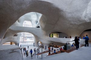 8_Gilder_Center_Griffin_Atrium_Staircase_Iwan_Baan_0632-300x200.jpg